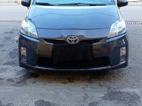 Toyota Prius 2011