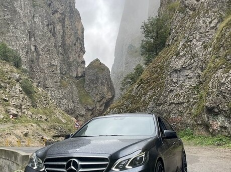 Mercedes E 220 2015