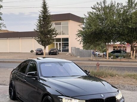 BMW 328 2016