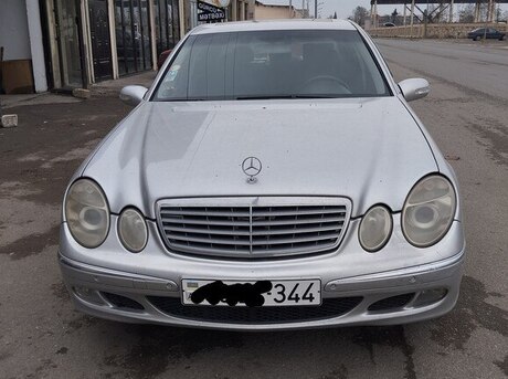 Mercedes E 270 2002