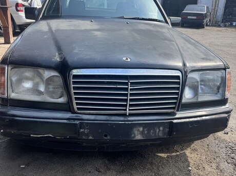 Mercedes E 220 1993