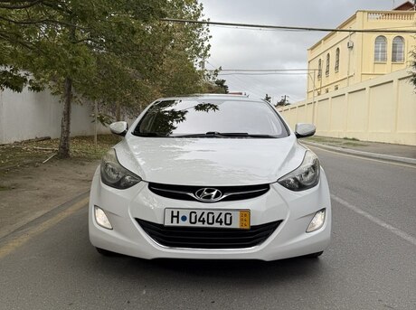 Hyundai Elantra 2013