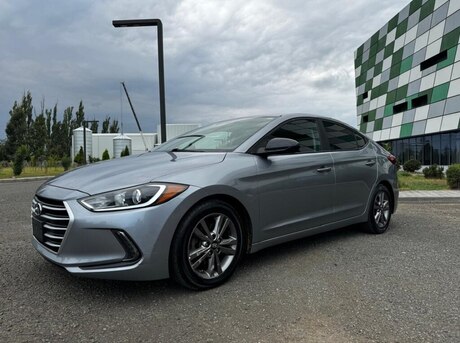 Hyundai Elantra 2016