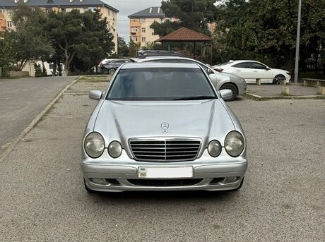 Mercedes E 220 1999