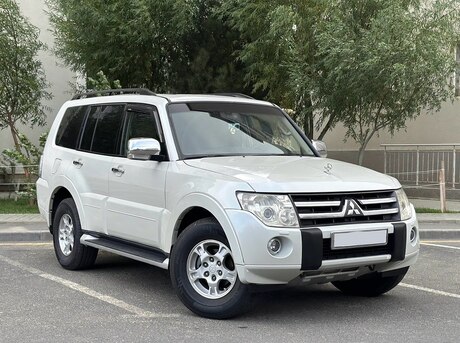 Mitsubishi Pajero 2007