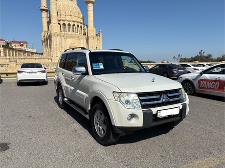 Mitsubishi Pajero 2008