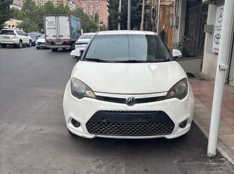 MG 3 2012