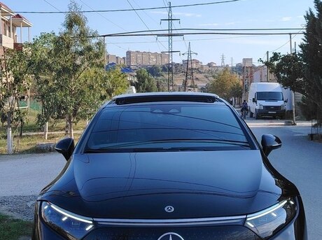 Mercedes EQS 450+
