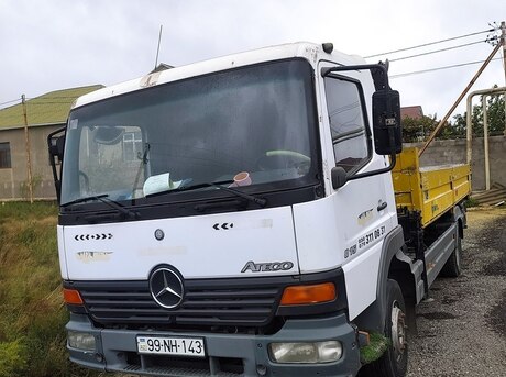 Mercedes Atego 815