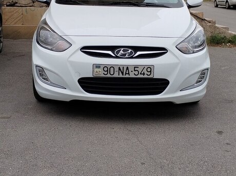Hyundai Accent 2011