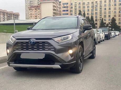 Toyota RAV4 2021