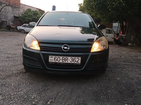 Opel Astra 2005