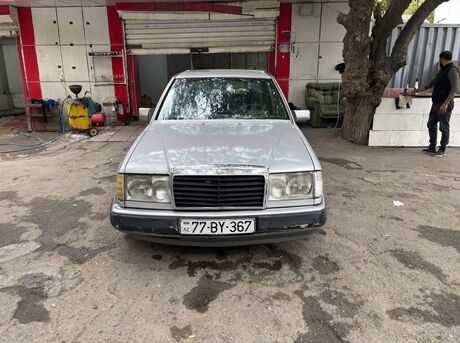 Mercedes 230 E 1990