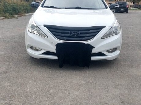 Hyundai Sonata 2010