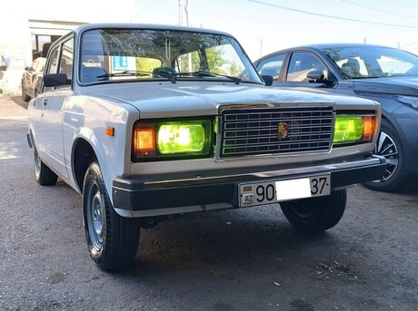 LADA (VAZ) 2107 2011