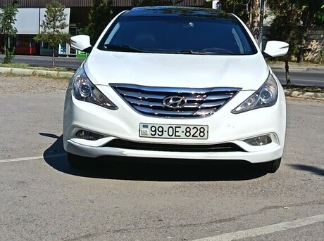 Hyundai Sonata 2011