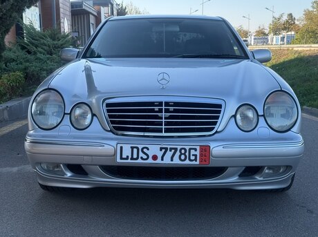 Mercedes E 280 2000