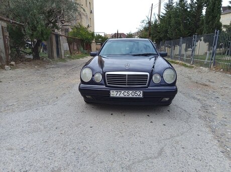 Mercedes E 240 1998