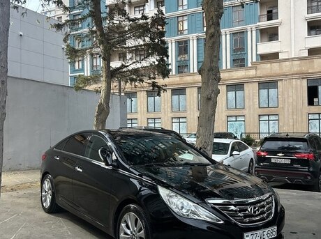 Hyundai Sonata 2011
