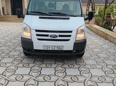 Ford Transit 2011