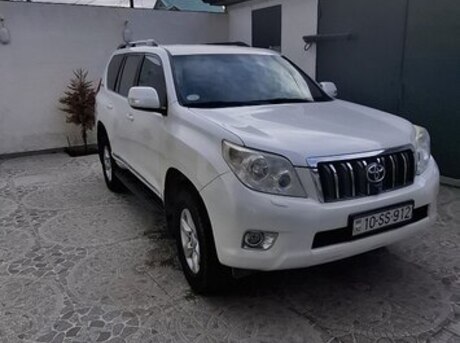 Toyota Land Cruiser Prado 2012