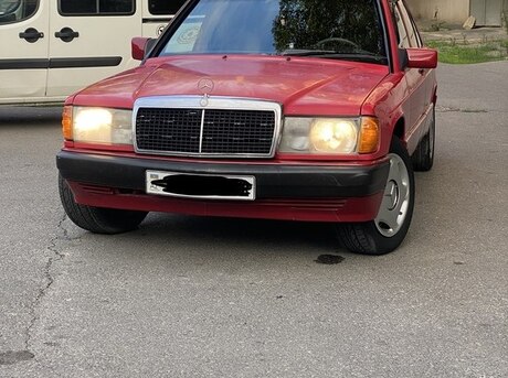 Mercedes 190 1990