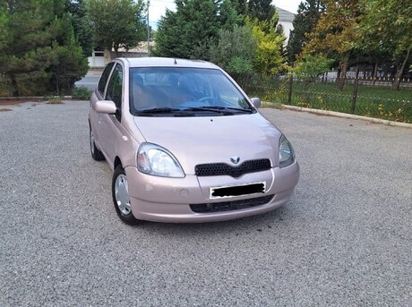 Toyota Vitz 2001