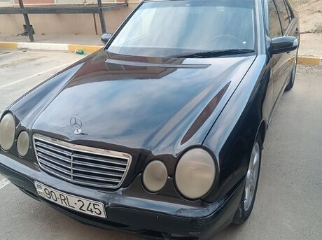 Mercedes E 280 2001
