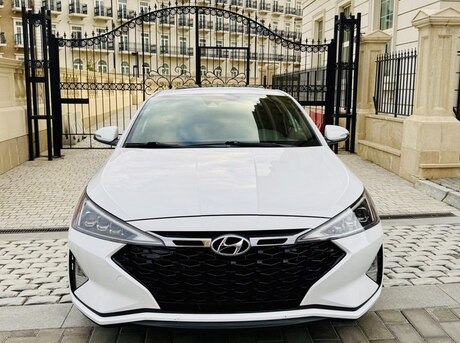Hyundai Elantra 2018