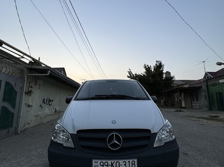Mercedes  2012