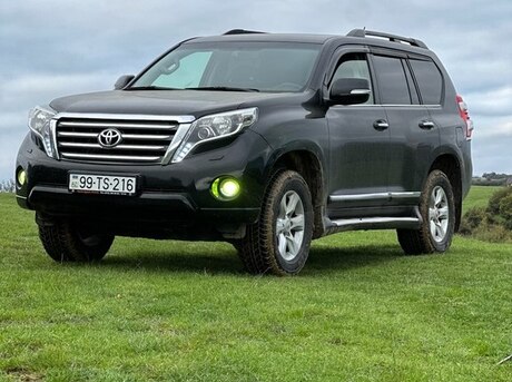 Toyota Land Cruiser Prado 2013