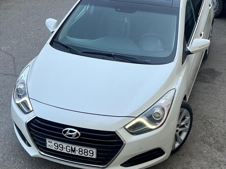 Hyundai i40 2012