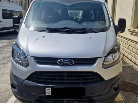 Ford Tourneo Custom 2015