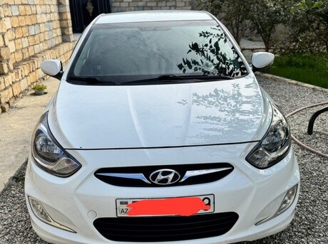 Hyundai Accent 2011