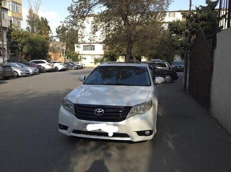 Toyota Avalon 2011