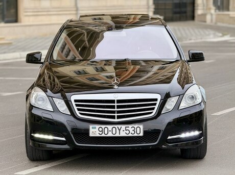 Mercedes E 220