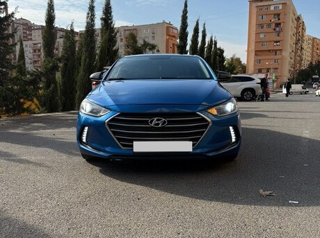 Hyundai Elantra 2017