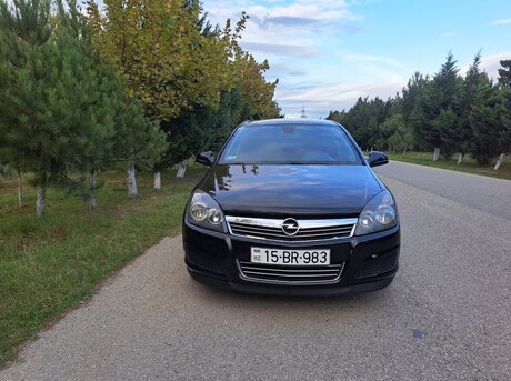 Opel Astra 2010