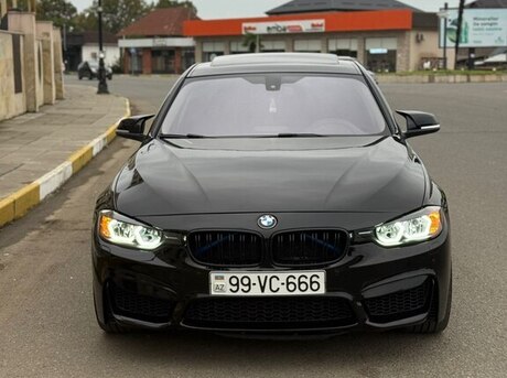 BMW 328 2012