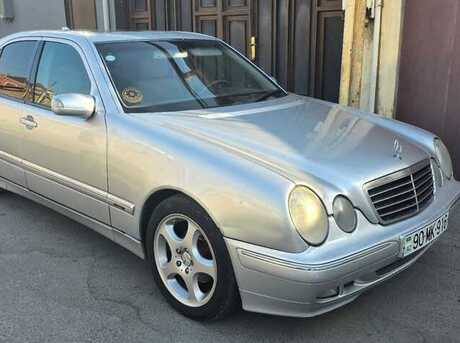 Mercedes E 220 2001