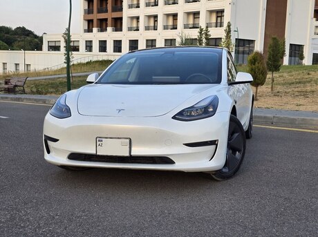 Tesla Model 3 2023