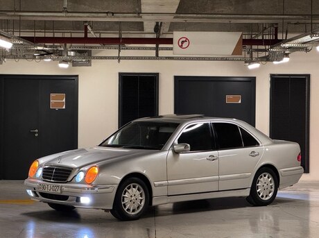 Mercedes E 280 1999