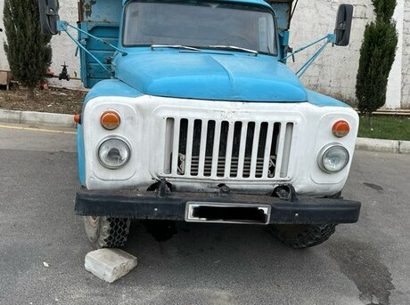 GAZ 53 1977