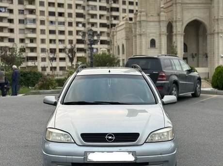 Opel Astra 2000