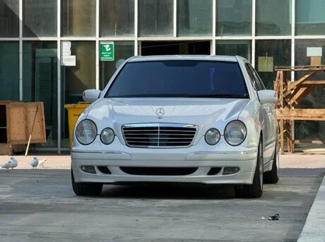 Mercedes E 240 2000