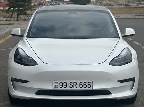 Tesla Model 3 2023