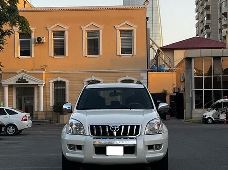 Toyota Land Cruiser Prado