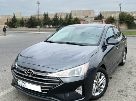 Hyundai Elantra 2020