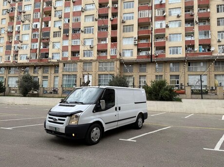 Ford Transit 2010