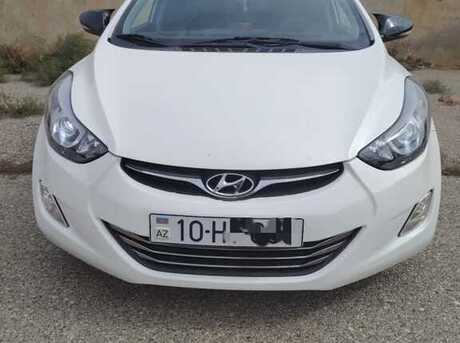 Hyundai Elantra 2013